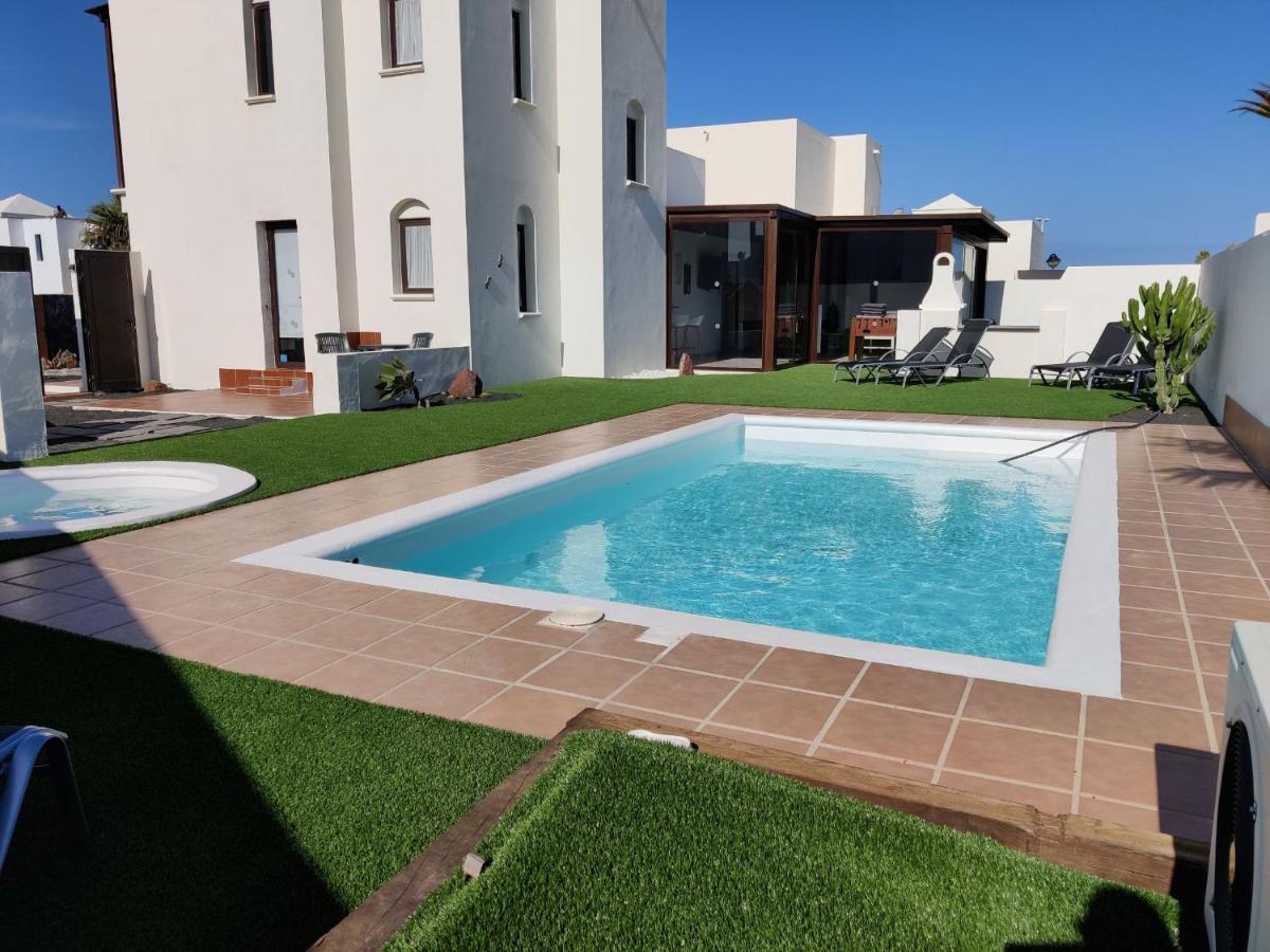 Villa Lanzarote Deluxe & Spa Pool Playa Blanca  Exterior photo
